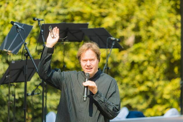 Proschwitz Proschwitz Music Picnic A concert as part of the Moritzburg Festival The Cellist and Festival Director Jan Vogler Proschwitz Saxony GERMANY