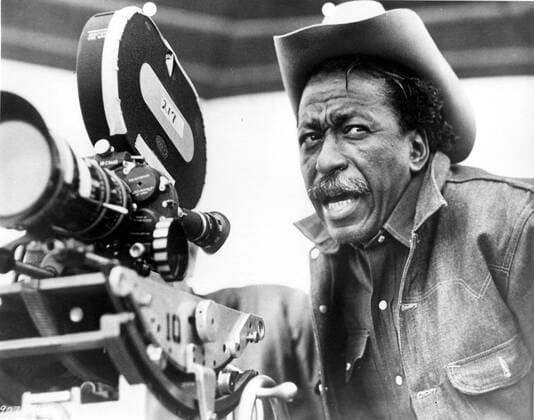 THE LEARNING TREE Director GORDON PARKS Date: 1969. Strictly editorial use only in conjunction with the promotion of the film. Credit line mandatory. This image is copyright of the film company and is supplied under the terms of issue as film still. No commercial or book cover use permitted without prior consent from the film company.  Mandatory credit line: Image courtesy WINGER Ronald Grant Archive Mary Evans