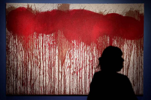 Bilder des Jahres 2020, Entertainment 08 August Entertainment Themen der Woche KW34 MOSCOW, RUSSIA - AUGUST 17, 2020: One of the three paintings by Austrian avant-garde artist Hermann Nitsch presented to the State Tretyakov Gallery. The paintings will make part of the gallery s collection of works of western contemporary artists. Mikhail Tereshchenko TASS  TS0E3999