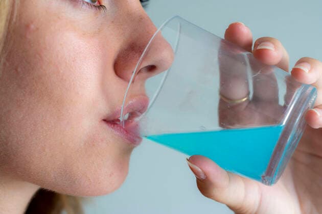 Bad breath, prevention through cleaning, mouthwash,