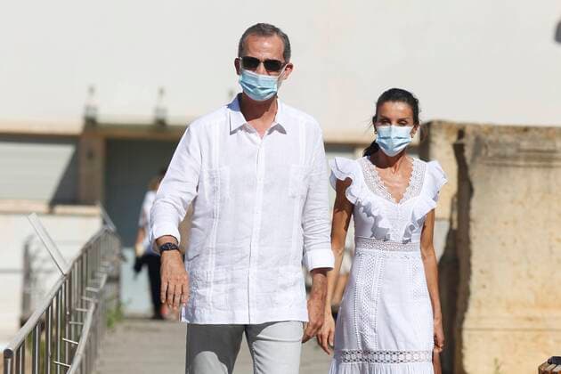 Bilder des Jahres 2020, Entertainment 08 August Entertainment Themen der Woche KW34 Entertainment Bilder des Tages Spanish King Felipe VI and Queen Letizia Ortiz at Monographic Museum and Necropolis of Puig des Molins during a visit to Ibiza on occasion of their stay on Balearic islands in Ibiza on Monday, 17 August 2020. Cordon Press *** Spanish King Felipe VI and Queen Letizia Ortiz at Monographic Museum and Necropolis of Puig des Molins during a visit to Ibiza on occasion of their stay on Balearic islands in Ibiza on Monday, 17 August 2020 Cordon Press 
