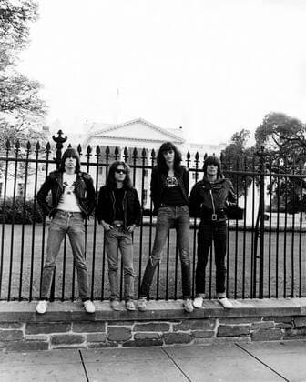 END OF THE CENTURY aka END OF THE CENTURY: THE STORY OF THE RAMONES THE RAMONES Date: 2003. Strictly editorial use only in conjunction with the promotion of the film. Credit line mandatory. This image is copyright of the film company and is supplied under the terms of issue as film still. No commercial or book cover use permitted without prior consent from the film company.  Mandatory credit line: Image courtesy Chinagraph Gugat Films Kessel Brothers International Ronald Grant Archive Mary Evans