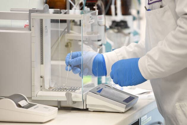 ASTRAZENECA STOCK, A general view of analytical chemist?s at AstraZeneca?s headquarters in Sydney, Wednesday, August 19, 2020. Prime Minister Scott Morrison announced Australians will be among the first in the world to receive a COVID-19 vaccine, if it proves successful, through an agreement between the government and UK-based drug company AstraZeneca. ( NO ARCHIVING, EDITORIAL USE ONLY, NO USE IN BOOKS WITHOUT CONSENT Sydney NSW AUSTRALIA  Copyright: xDANxHIMBRECHTSx 20200819001485708630