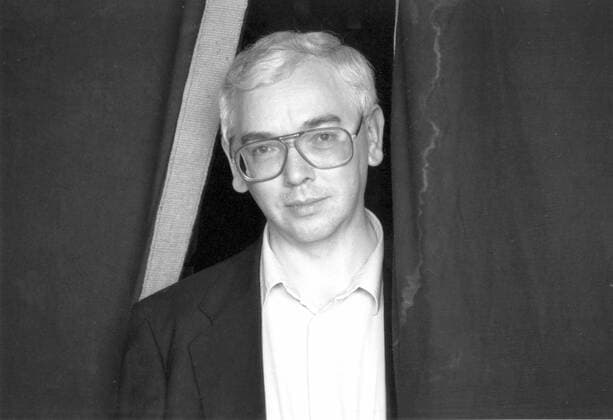 Director TERENCE DAVIES. Strictly editorial use only in conjunction with the promotion of the film. Credit line mandatory. This image is copyright of the film company and is supplied under the terms of issue as film still. No commercial or book cover use permitted without prior consent from the film company.  Mandatory credit line: Image courtesy Ronald Grant Archive Mary Evans