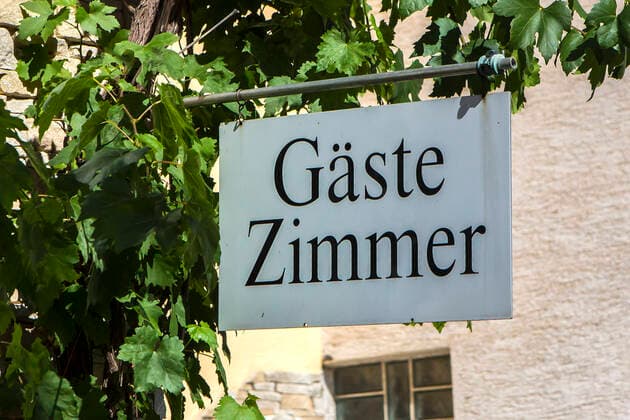 Zeltingen Rachtig is a local community in the district of Bernkastel Wittlich in Rhineland-Palatinate Guest rooms available Zeltingen Rachtig Mosel