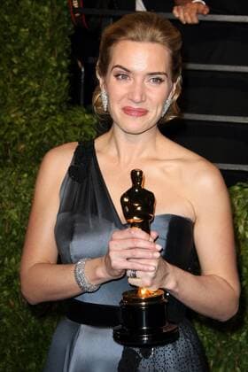 OSCARS. Beste Hauptdarstellerin. Preisträgerinnen 2001-2010 Kate Winslet Actress 2009 Vanity Fair Oscar Party Sunset Tower, West Hollywood, Los Angeles, CA, USA 22 February 2009 Am 22.02.2009 Bei Der Ankunft Zur Vanity Fair Oscar Party Im Sunset Tower In West Hollywood, Los Angeles Arriving For The 2009 Vanity Fair Oscar Party In L.A. Kate Winslet Actress 2009 Vanity Fair Oscar Party Sunset Tower, West Hollywood, Los Angeles, CA, USA 22 February 2009 Am 22.02.2009 Bei Der Ankunft Zur Vanity Fair Oscar Party Im Sunset Tower In West Hollywood, Los Angeles Arriving For The 2009 Vanity Fair Oscar Party In L.A. KATE WINSLET ACTRESS BEST ACTRESS WINNER WITH OSCAR Copyright: MaryxEvansxAllstarxGrahamxWhitbyxBoot 12733015