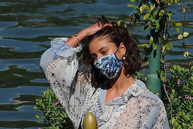 September 2, 2020, Venezia, friuli, ITALIA: 02 09 2020 Venice, the model Taylor Hill arrives at the International Film Festival Venezia ITALIA - ZUMAs236 20200902_zap_s236_015 Copyright: xFabioxSassox