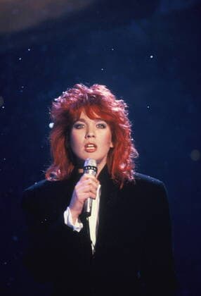 Saengerin Juliane Werding bei einem Auftritt im Jahre 1988 *** Singer Juliane Werding during a performance in 1988