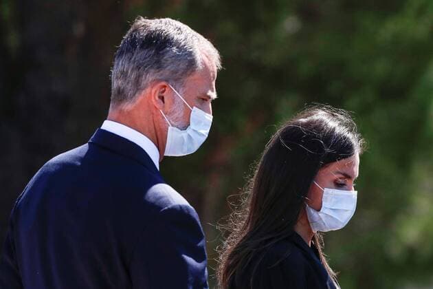 King Felipe VI and Queen Letizia arrive to the funeral chapel of finance house Arcano Partners CEO, Jaime Carvajal Hoyos, in Madrid, central Spain, 04 September 2020. Carvajal Hoyos passed away at the age of 56. FUNERAL CHAPEL OF ARCANO PARTNERS CEO JAIME CARVAJAL HOYOS !ACHTUNG: NUR REDAKTIONELLE NUTZUNG!  Copyright: xEmilioxNaranjox GRAF9699 20200904-637348288424672186