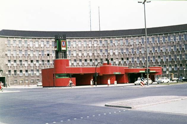 Berlin GER, Berlin, ca 19710129, Fehrberlinstrasse U Bahn, Fehrberlinner Platz, opening, station of the lines U3 and U7