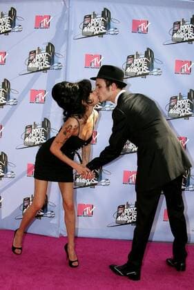Amy Winehouse, Blake Fielder-Civil Singer &amp; Husband 2007 Mtv Movie Awards, Arrivals Gibson Amphitheatre, Universal Studios, California, Usa 03 June 2007 Am 03.06.2007 Bei Der Ankunft Zu Den 2007 Mtv Movie Awards In Los Angeles Arriving For The 2007 Mtv Movie Awards In L.A. Amy Winehouse, Blake Fielder-Civil Singer & Husband 2007 Mtv Movie Awards, Arrivals Gibson Amphitheatre, Universal Studios, California, Usa 03 June 2007 Am 03.06.2007 Bei Der Ankunft Zu Den 2007 Mtv Movie Awards In Los Angeles Arriving For The 2007 Mtv Movie Awards In L.A.  Copyright: AllstarxMaryxEvansxGrahamxWhitbyxBoot 13035370