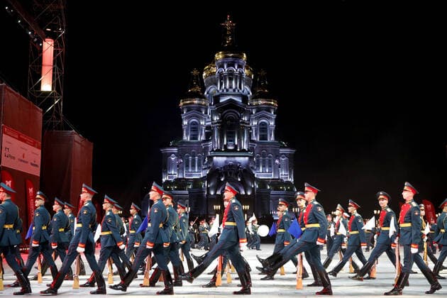 MOSCOW REGION, RUSSIA - SEPTEMBER 6, 2020: Honor guard servicemen of the 154th Preobrazhensky Independent Commandant s Regiment perform during a concert by participants in the Spasskaya Tower International Military Music Festival by the Main Cathedral of the Russian Armed Forces. Mikhail Japaridze TASS  TS0E60EB