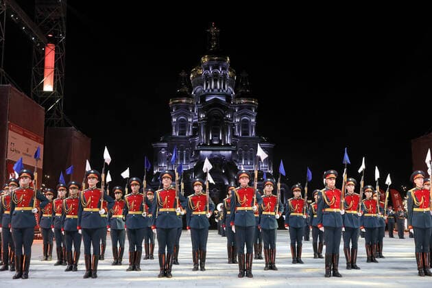 MOSCOW REGION, RUSSIA - SEPTEMBER 6, 2020: Honor guard servicemen of the 154th Preobrazhensky Independent Commandant s Regiment perform during a concert by participants in the Spasskaya Tower International Military Music Festival by the Main Cathedral of the Russian Armed Forces. Mikhail Japaridze TASS  TS0E6110