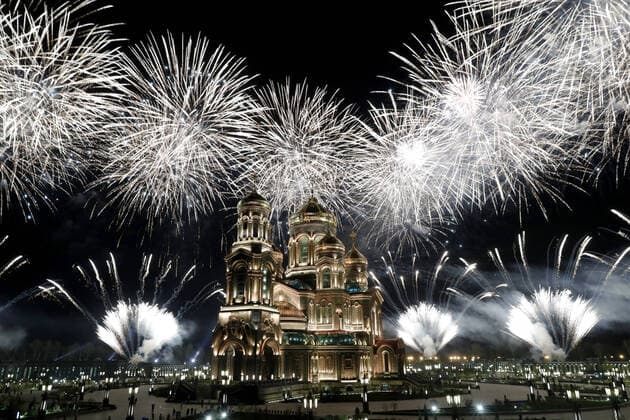 MOSCOW REGION, RUSSIA - SEPTEMBER 6, 2020: Fireworks go off over the Main Cathedral of the Russian Armed Forces after a concert by participants in the Spasskaya Tower International Military Music Festival. Mikhail Japaridze TASS  TS0E6189