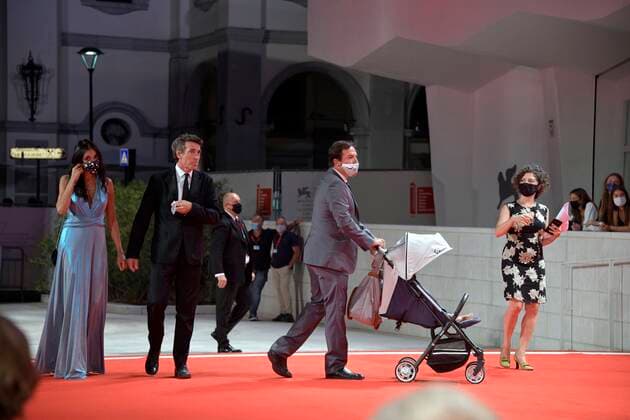 77th Venice Film Festival 2020, Red Carpet. Filming Italy Award. Alessio Boni, Nina Verdelli and child  Copyright: xSimonexComix xIPAx xVeneziax2020x
