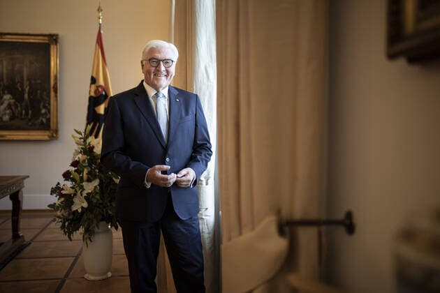 Bundespraesident Frank-Walter Steinmeier, posiert fuer ein Foto in Berlin, 31.08.2020. Berlin Deutschland *** German President Frank Walter Steinmeier, posing for a photo in Berlin, 31 08 2020 Berlin Germany Copyright: xFlorianxGaertner photothek.netx