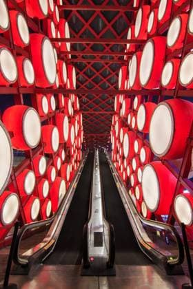 IMAGO Creative: Dichotomien, Reflexionen - Architektur IMAGO Creative: Dichotomien, Reflexionen A staircase full of Chinese style.  742408779626577956