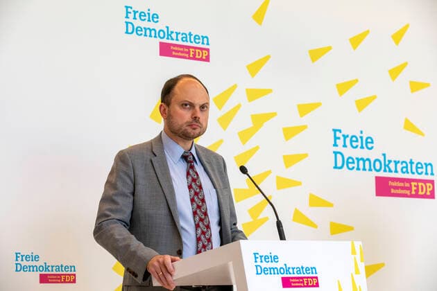 Bilder des Jahres 2020, News 09 September News Themen der Woche KW37 News Bilder des Tages Deutschland, Berlin, Bundestag, Fraktion FDP, Statement vom russischen Oppositionellen Wladimir Kara-Mursa, 08.09.2020 *** Germany, Berlin, Bundestag, FDP parliamentary group, statement by Russian opposition member Vladimir Kara Mursa, 08 09 2020