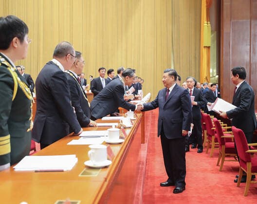 (200908) -- BEIJING, Sept. 8, 2020 -- Chinese President Xi Jinping, also general secretary of the Communist Party of China Central Committee and chairman of the Central Military Commission, communicates with recipients of the Medal of the Republic and the national honorary title after a meeting commending role models in the country s fight against the COVID-19 epidemic at the Great Hall of the People in Beijing, capital of China, Sept. 8, 2020. ) CHINA-BEIJING-COVID-19 FIGHT-ROLE MODELS-COMMENDATION MEETING (CN) JuxPeng 
