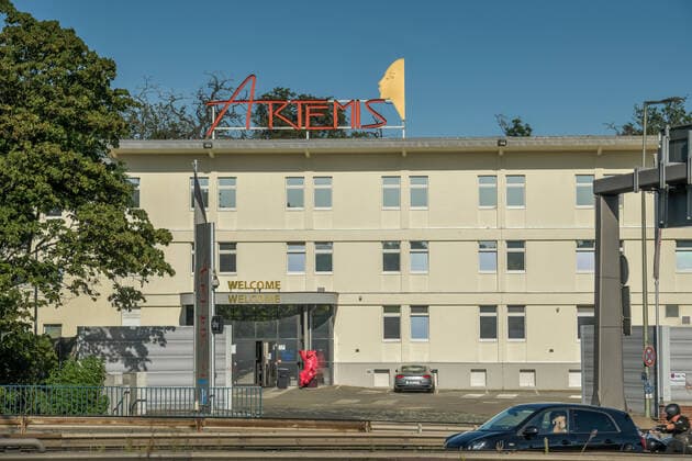 Artemis, Bordell, Halenseestrasse, Charlottenburg, Berlin, Deutschland *** Artemis, brothel, Halenseestrasse, Charlottenburg, Berlin, Germany