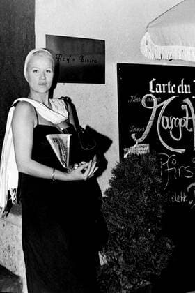 Archiv Heidi Stroh Muenchen 1980-90 Archiv Motive Kays Bistro Gaeste Muenchen *** Archive Heidi Stroh Munich 1980 90 Archive Motifs Kays Bistro Guests Munich