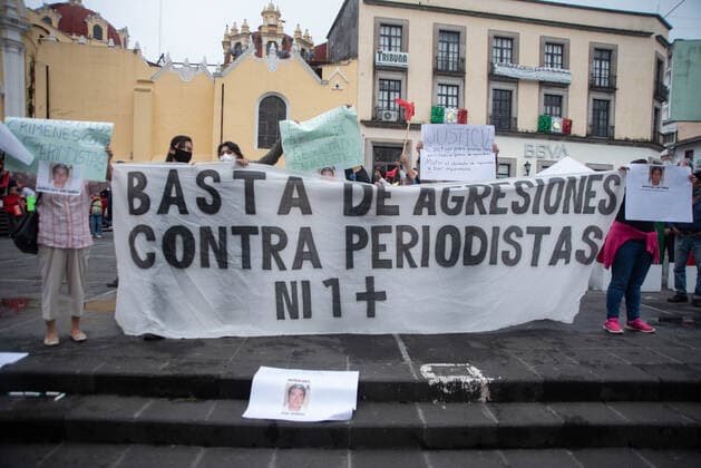 September 10, 2020, Xalapa, Veracruz, Mo xico: Companions and colleagues of Julio Valdivia demonstrate in the Plaza Lerdo in the Center of Xalapa to demand justice for another journalist murdered in the state. Xalapa MÃ xico - ZUMAqp1_ 20200910_zip_qp1_012 Copyright: xHectorxAdolfoxQuintanarxPerezx