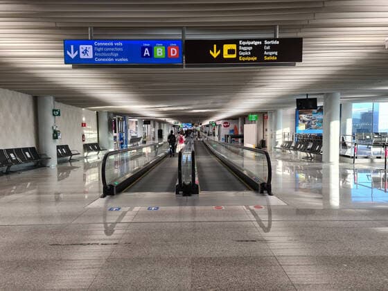 Theme photo Corona, vacation, Mallorca, 13 09 2020 Vacationer-free corridors at Palm de Mallorca airport, theme photo Corona, vacation, Mallorca Jogi Eibner Press photo Copyright: xAugstx xEibner-Pressefotox EP_jat