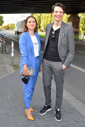 FIRST STEPS AWARD 2020 Alice Dwyer Alice Dwyer, Sabin Tambrea Arrival for the FIRST STEPS AWARD in the Saeaelchen of the Berlin Timber Market in Berlin on 14 09 2020 Photopress Mueller