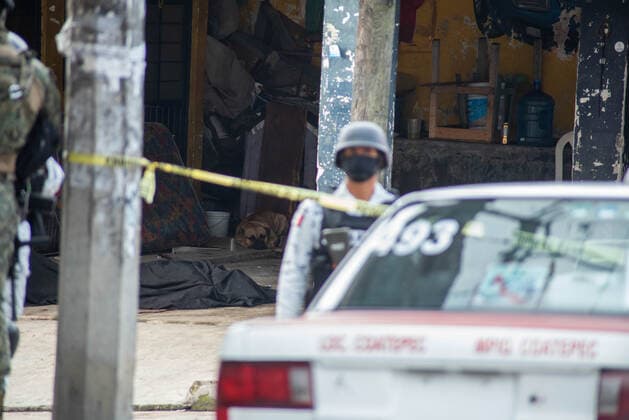 September 15, 2020, Coatepec, Veracruz, Mo xico: A man is shot to death outside his house in Coatepec. Coatepec MÃ xico - ZUMAqp1_ 20200915_zip_qp1_015 Copyright: xHectorxAdolfoxQuintanarxPerezx