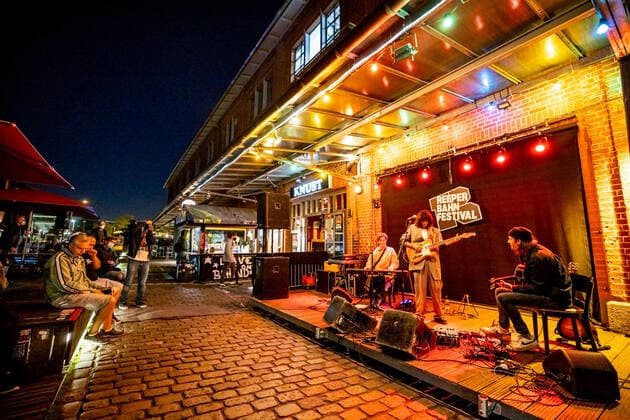 Hamburg, 16 September 2020 Drew Sycamore at a concert in front of the Hamburger Knust as part of the Reeperbahn Festival 2020