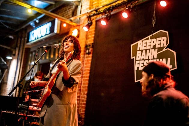 Hamburg, 16 September 2020 Drew Sycamore at a concert in front of the Hamburger Knust as part of the Reeperbahn Festival 2020