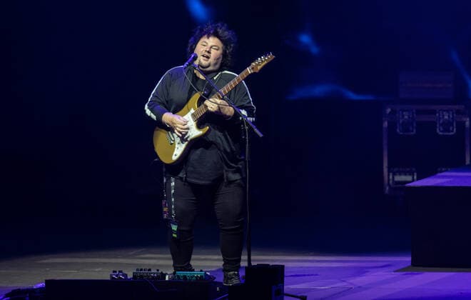 Wincent Weiss concert Berlin 2020 Berlin, 18 09 20, guitarist Benni Freibott at the Wincent Weiss concert of the Back to live Open Airs 2020 in the Waldbuehne Berlin Berlin Deutschland Waldbuehne