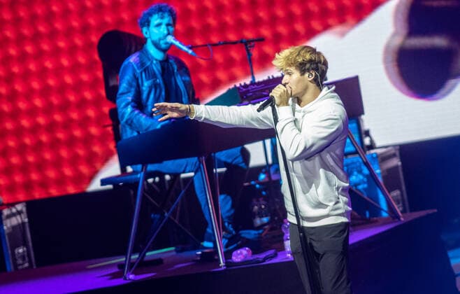 Wincent Weiss concert Berlin 2020 Berlin, 18 09 20, Manuel Weber Keyboard and singer Wincent Weiss at the concert of the Back to live Open Airs 2020 in the Waldbuehne Berlin Berlin Deutschland Waldbuehne