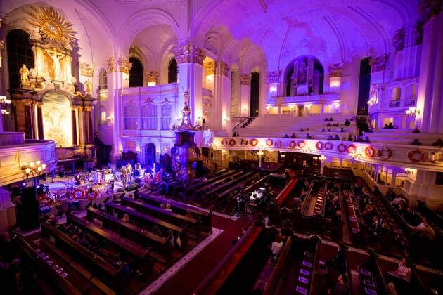 Hamburg, 19 September 2020 The stars Frank Spilker at a concert in the main church St Michaelis as part of the Reeperbahn Festival 2020