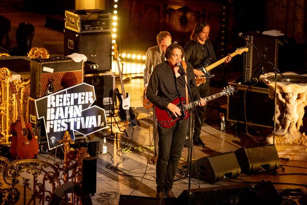Hamburg, 19 September 2020 The stars Frank Spilker at a concert in the main church St Michaelis as part of the Reeperbahn Festival 2020