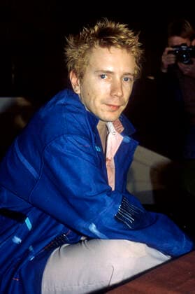 John Lydon von Public Image Ltd. PiL bei einem Pressetermin im Royal Lancaster Hotel. London, 26.10.1983 *** John Lydon of Public Image Ltd PiL at a press event at the Royal Lancaster Hotel London, 26 10 1983 Foto:xR.xKeuntjex xFuturexImage
