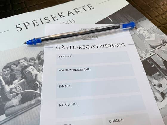 Symbol photo Guest registration and tracking Symbol image of the guests Registration for tracking of visitors and guests in restaurants, bars and the entire gastronomy to fight the corona crisis Berlin Berlin Germany