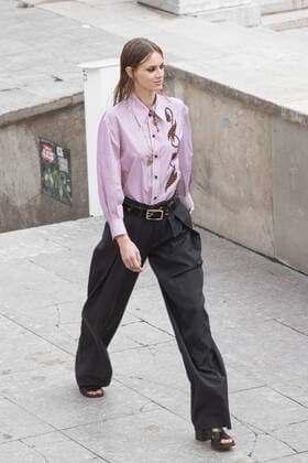 Paris Fashion Week. Defile Chloe Printemps-Ete 2021. Un modele. 260707 2020-10-01  Copyright: xSebastienxFremontx xStarfacex STAR_260707_020