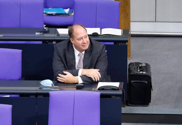 Helge Braun, Federal Minister for Special Tasks, Germany, Berlin, Bundestag Plenary, 181 Session , Members of Parliament look back on 30 years of German unity