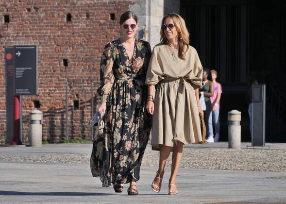 Alberta Ferretti Fashion Show during MFW Fashion bloggers street style outfits during Alberta Ferretti Fashion Show at Milan Fashion Week Fall Winter 2020 2021 collections. Milano italy Milan Italy Copyright: LucaxPonti