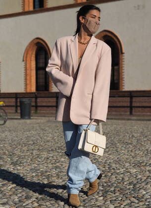 Alberta Ferretti Fashion Show during MFW Fashion blogger Karina Nigai street style outfit during Alberta Ferretti Fashion Show at Milan Fashion Week Fall Winter 2020 2021 collections. Milano italy Milan Italy Copyright: LucaxPonti