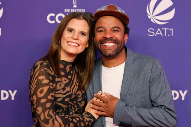Simon Pearce with his wife Lisa at the presentation of the 24 German Comedy Award 2020 in Brainpool TV Studio Cologne Mülheim Cologne, 02 10 2020 Foto:xC.xHardtx xFuturexImage