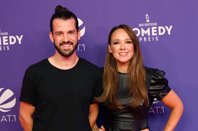 David Kebekus with sister Carolin Kebekus at the award ceremony of the 24 German Comedy Award 2020 in Brainpool TV Studio Cologne Mülheim Cologne, 02 10 2020 Foto:xC.xHardtx xFuturexImage