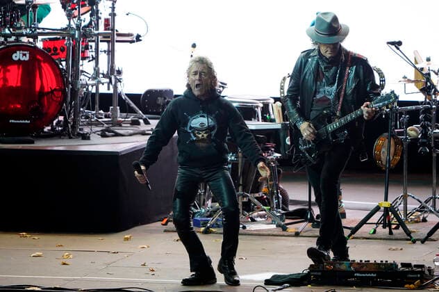 Peter Maffay live at the Back To Live Open Air at the Waldbühne Berlin, 02 10 2020 Foto:xT.xBartillax xFuturexImage