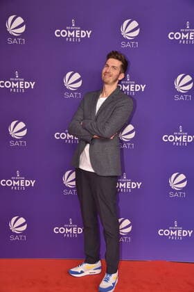 Comedian Simon Stäblein comes to the presentation of the German Comedy Award 2020