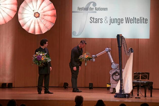 03 10 2020, Klassikfestival Bad Wörishofen, Festival der Nationen 2020 in the Kurhaus Bad Wörishofen in Allgäu, Gala concert with Rolando Villazon, tenor with Xavier de Ma