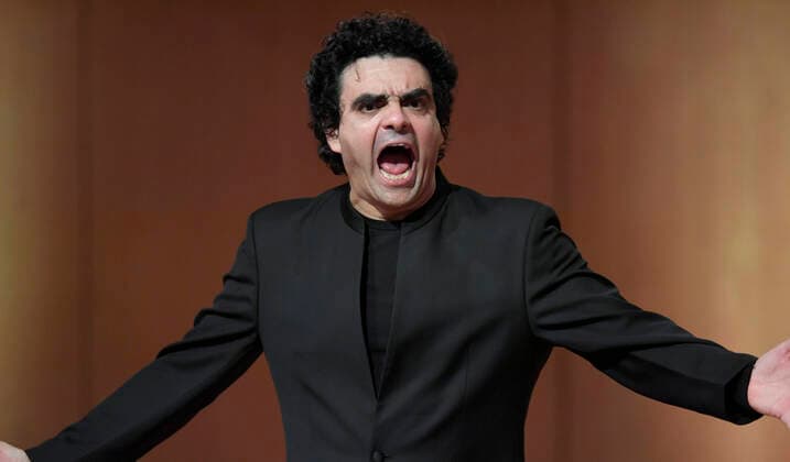 03 10 2020, Classic Festival Bad Wörishofen, Festival of Nations 2020 at the Kurhaus Bad Wörishofen in Allgäu, Gala concert with Rolando Villazon, tenor with Xavier de Maistre, on the harp 03 10 2020, Classic Festival Bad Wörishofen 03 10 2020, Classic Festival Bad Wörishofen