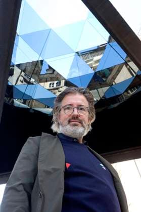 Bilder des Jahres 2020, Entertainment 10 Oktober Entertainment Themen der Woche KW41 Entertainment Bilder des Tages Olafur Eliasson bei der Einweihung seiner Skulpturen Gesellschaftsspiegel am Boulevard Alter Wall. Hamburg, 05.10.2020 *** Olafur Eliasson at the inauguration of his sculptures Gesellschaftsspiegel am Boulevard Alter Wall Hamburg, 05 10 2020 Foto:xgbrcix xFuturexImage