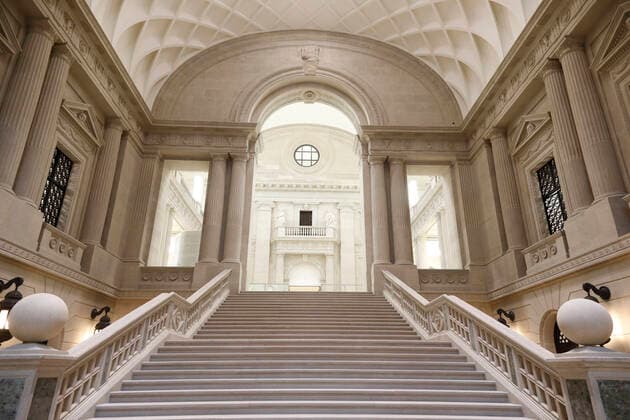 Berlin State Library View of the renovated central staircase of the Berlin State Library at Unter den Linden Since 2005, the State Library has been undergoing fundamental renovation while the library continues to operate The basic renovation by the Federal Office for Building and Regional Planning is now complete Berlin Berlin Germany