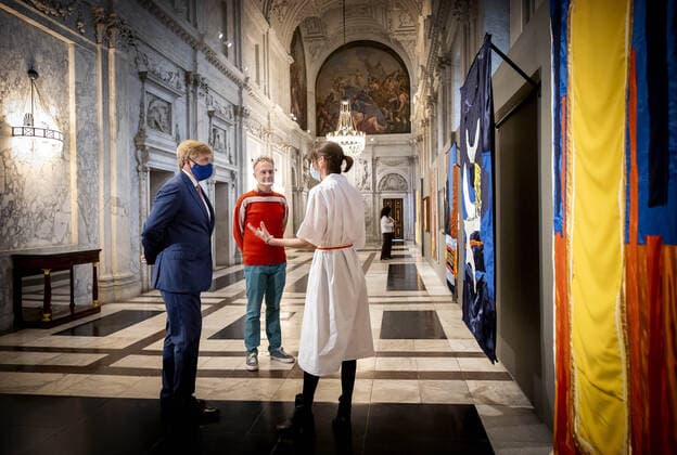 08-10-2020 Amsterdam King Willem-Alexander during the Royal award for modern painting 2020, Koninklijke Prijs voor Vrije Schilderkunst, at the Royal Palace in Amsterdam. The award is 9.000 euro  Copyright: xPPE NIEBOERx